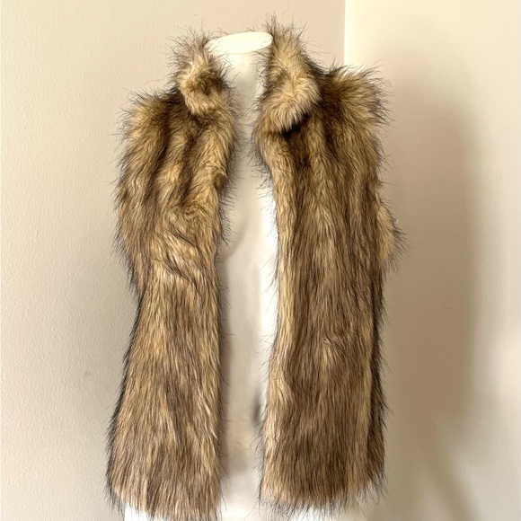 WILLI SMITH faux fur vest - Picture 3 of 8